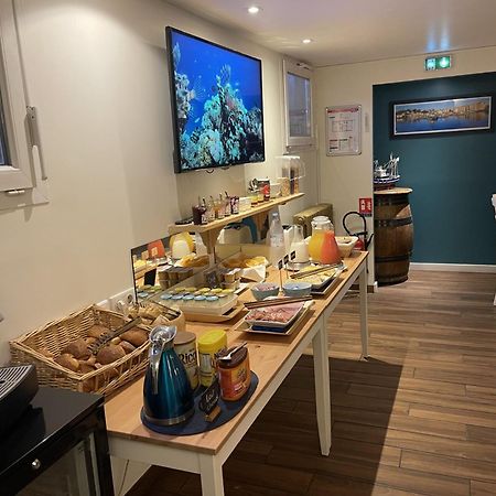 乐莱斯圣雅克酒店 圣让－德吕兹 外观 照片